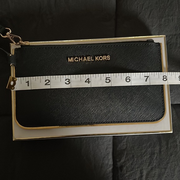 Michael kors wristlet, black with gold trim - Picture 5 of 7